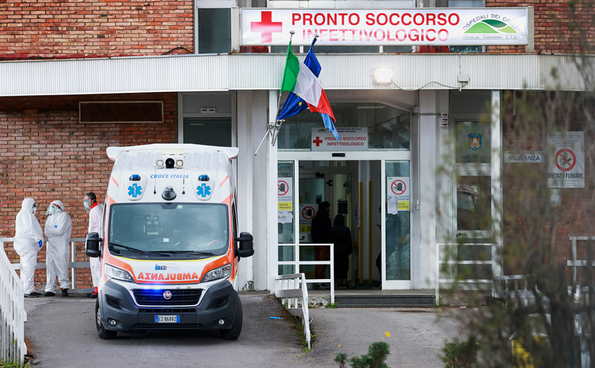 Коронавирус в Италии перекинулся на молодых: медики бьют тревогу, ситуация критическая