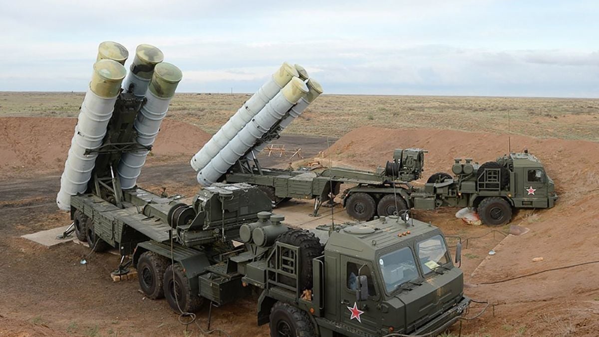 Дроны попали по дорогостоящему ЗРК С-400 в оккупированном Крыму – соцсети