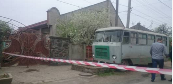 Зверское убийство иностранцев в Ужгороде: исколотые ножами трупы студентов из Индии найдены в одном из частных домов