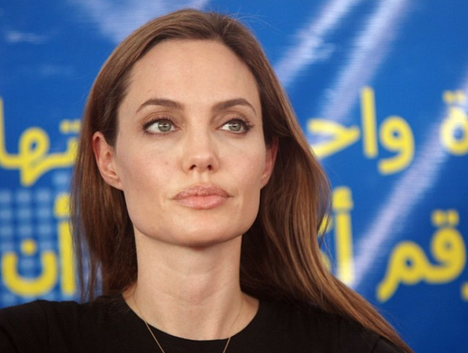 У Джоли врачи подозревают страшную болезнь