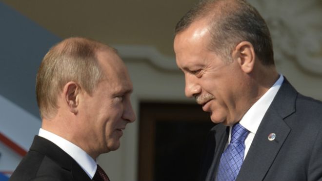 Россия официально разрешила туристам отдыхать в Турции