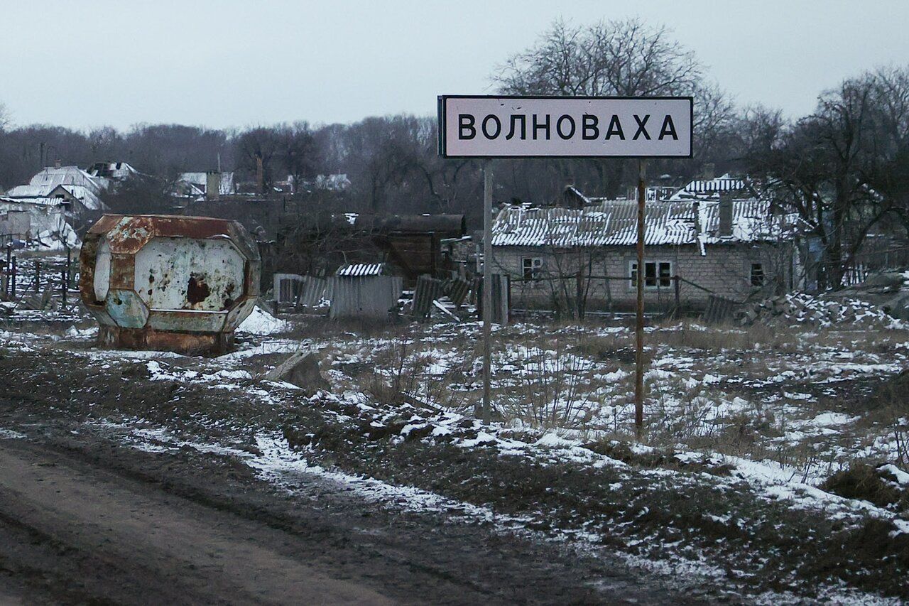 "Это российские военные", - в оккупированной Волновахе застрелили семью из 9 человек - СМИ