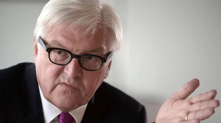 Штайнмайер обличил Дональда Трампа в "черные краски"