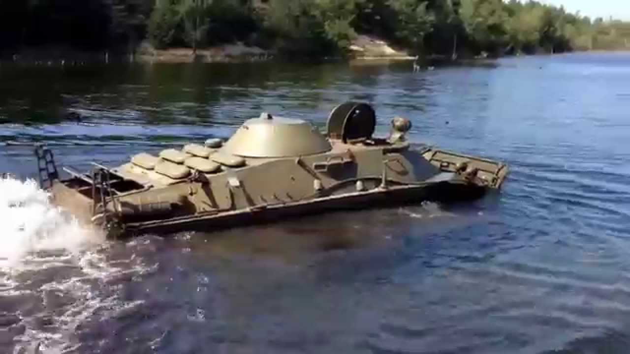 В Керченском проливе ищут затонувший во время "патриотической" акции БРДМ-2 – СМИ узнали первые подробности