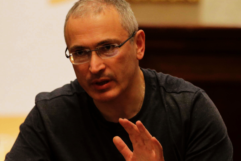 Ходорковский о фото с Валерией: я ей могу простить все, если ей это нужно 