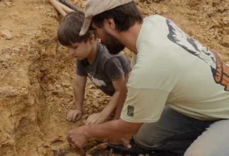 В США 4-летний ребенок нашел кости динозавра, жившего около 100 млн лет назад