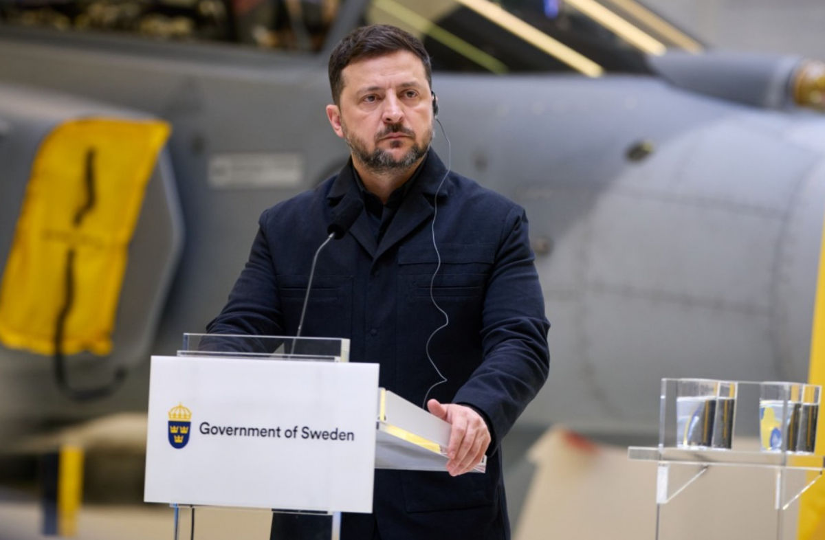 Зеленский намекнул на противодействие на Западе производству украинской баллистики 