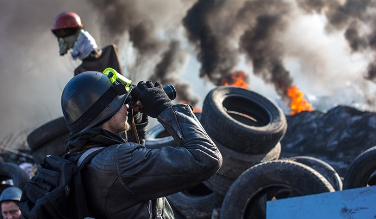 Критики разгромили скандальный фильм о "Евромайдане", обвинив режиссера в непрофессионализме