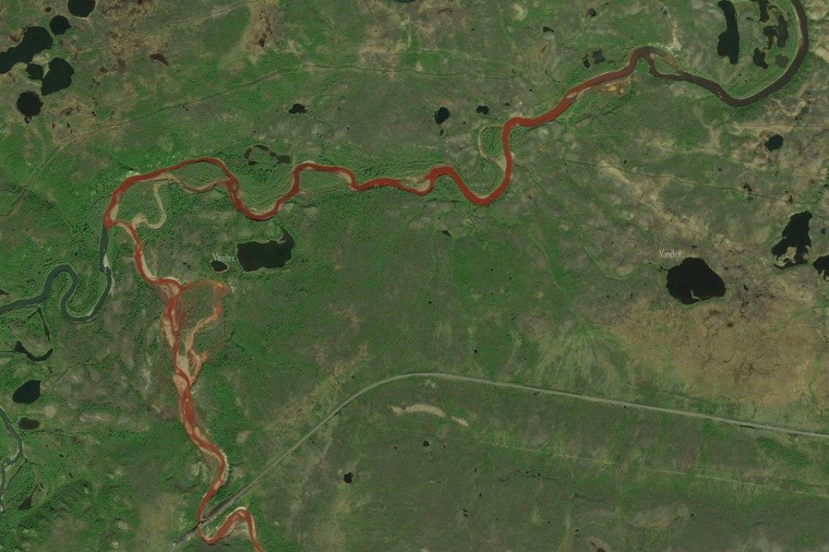 Авария на ТЭЦ сделала красными реки под Норильском - последствия маштабного ЧП в России видны со спутника