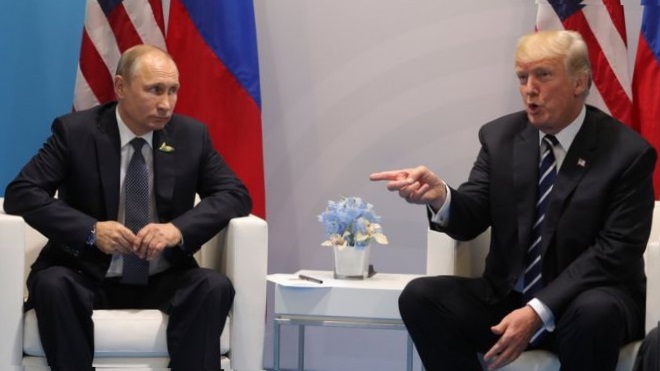 Странам Евросоюза и Украине не о чем беспокоиться: Трамп твердо стоял на своем и не уступил Путину по вопросу Донбасса и Сирии - Rzeczpospolita