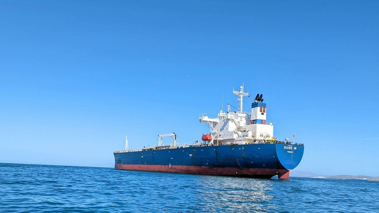 Россия заманивает Индию новыми скидками на нефть в страхе потерять ключевой рынок