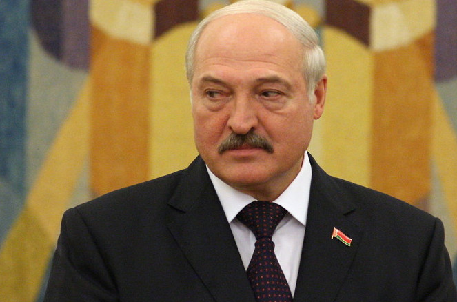 ​Кремль теряет Беларусь и "нервничает": Лукашенко открыто угрожают "потерей государственности"