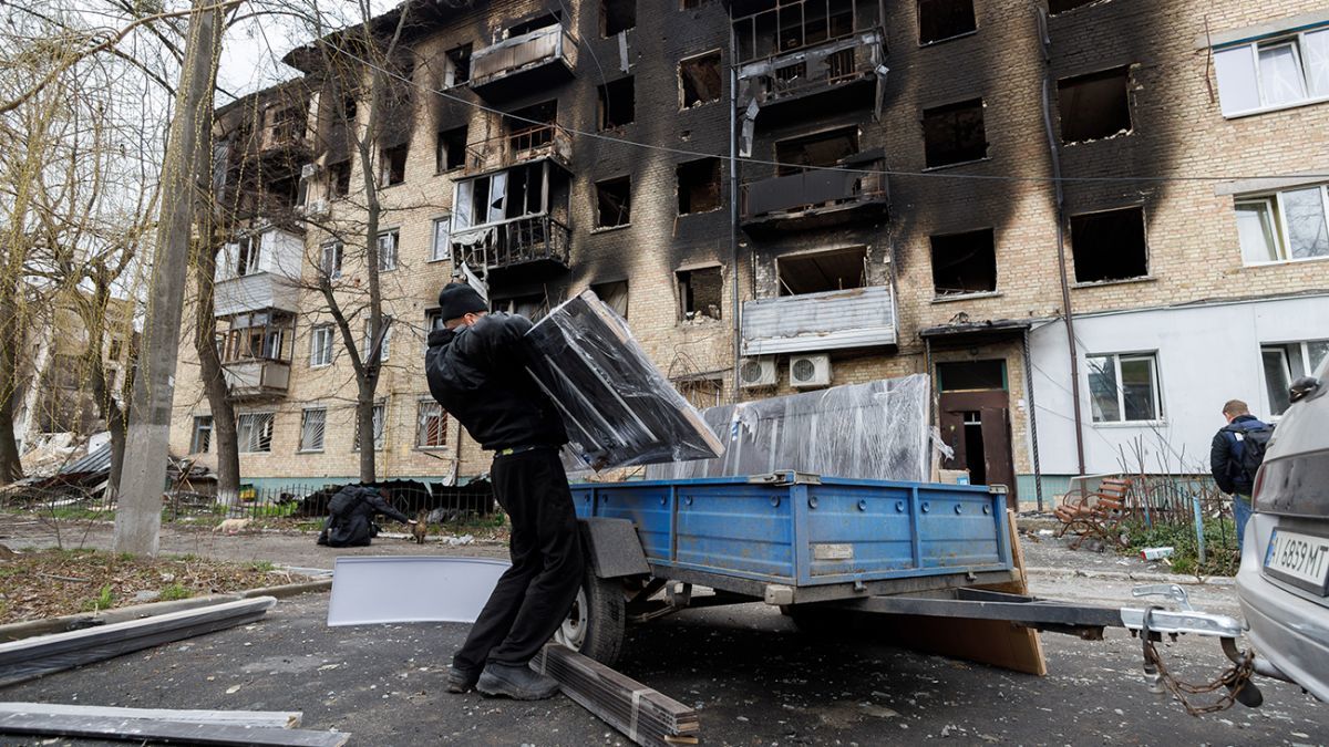 В Україні запущено програму з ремонту зруйнованого житла "Майстерня на колесах": хто може отримати допомогу