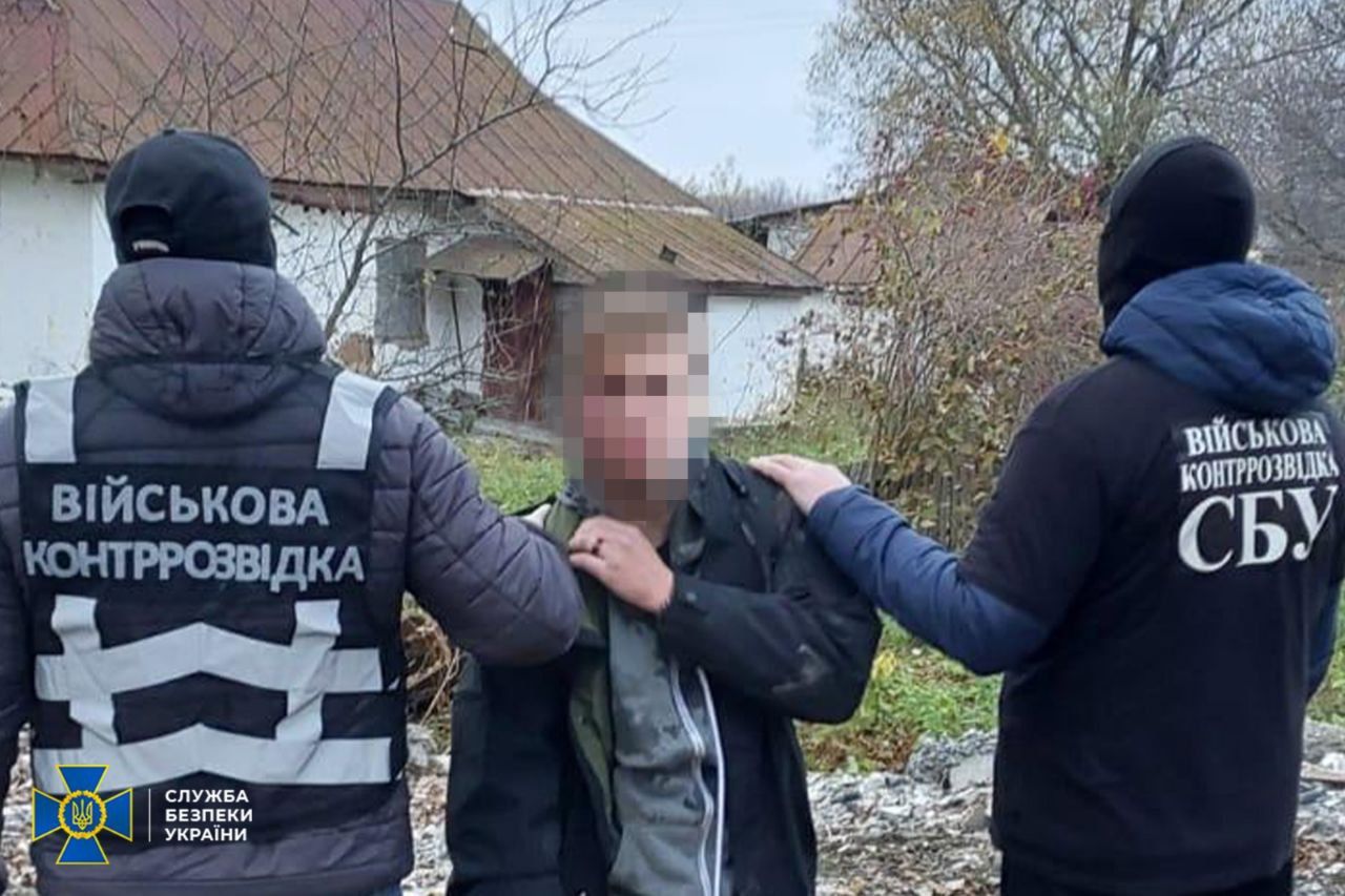 "Хорошо, тогда едем за симкой": СБУ пресекла попытку слежки за украинской боевой авиацией на Хмельнитчине