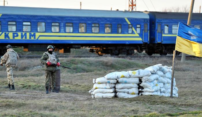 Из Киева в Крым начнут курсировать пассажирские автобусы с таможенным досмотром