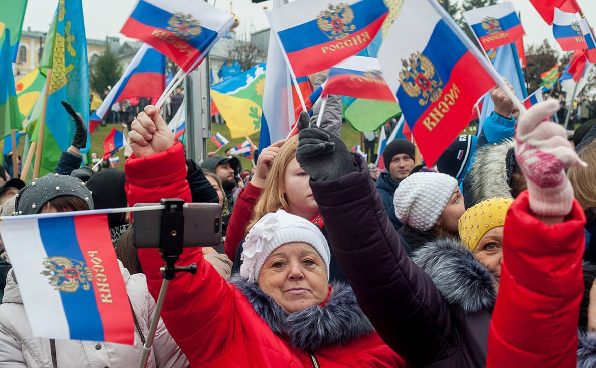 Кремль "укрепляет" социальную базу в аннексированном Крыму: блогер о том, как РФ "разбавляет" крымское население россиянами из крупных городов