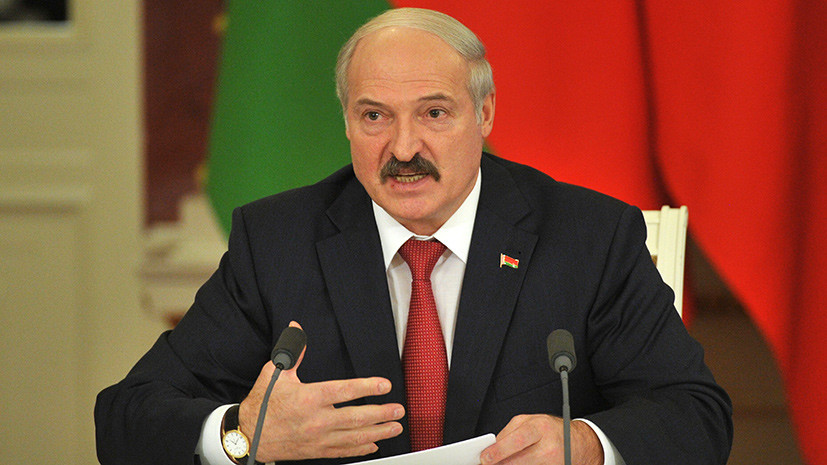 "Упрекали американцев, а теперь скатились сами", - Лукашенко жестко прошелся по российским СМИ, разжигающим истерию в обществе