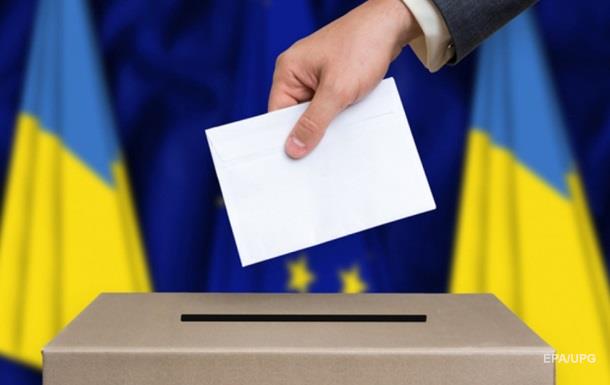 "Зеленскому, Ляшко и Кривенко закон не писан", - трех кандидатов обвинили в агитации в "день тишины": кадры