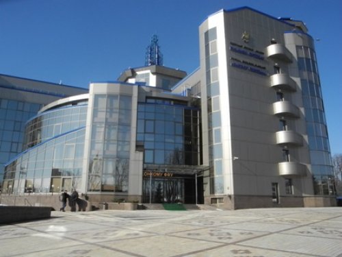 СМИ: СБУ проводит обыск и изымает документы в Доме футбола в Киеве