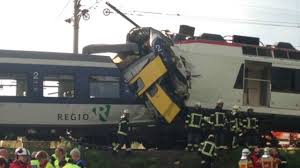 В Швейцарии столкнулись два поезда. Есть пострадавшие