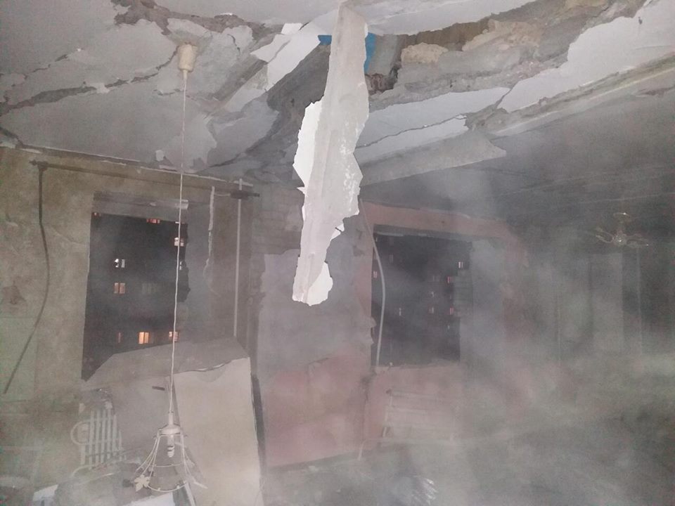 В Сети появилось видео последствий взрыва в многоквартирном доме в Сумах: погибла женщина, разрушены стены здания