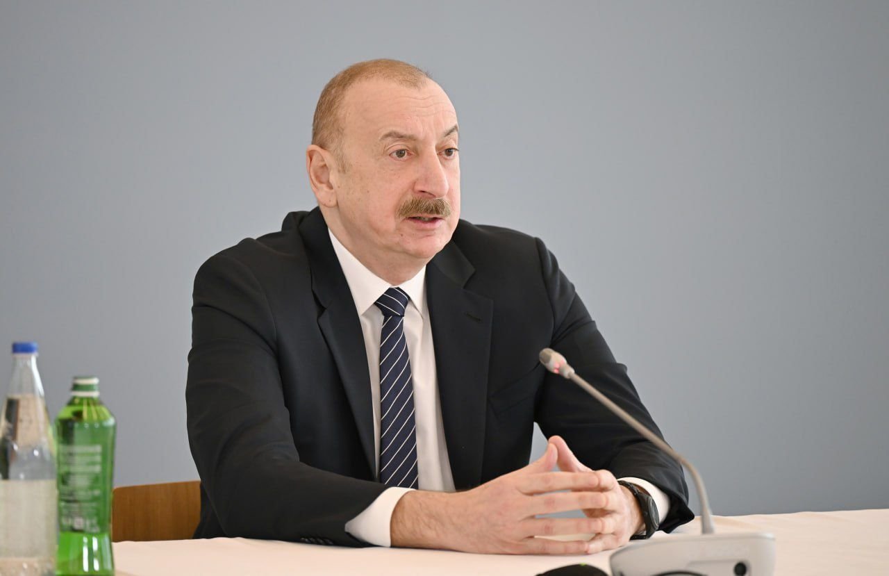 Азербайджан поставил ультиматум России после атак на свои энергетические объекты в Украине