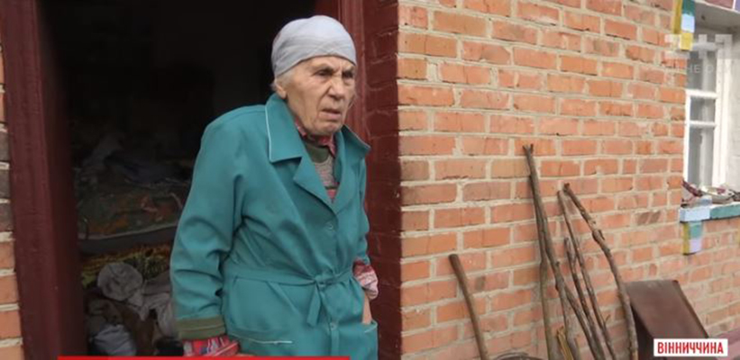 "Боже мой, люди!" - 79-летняя пенсионерка из Винницкой области впервые прокомментировала брак с 22-летним внуком. Кадры