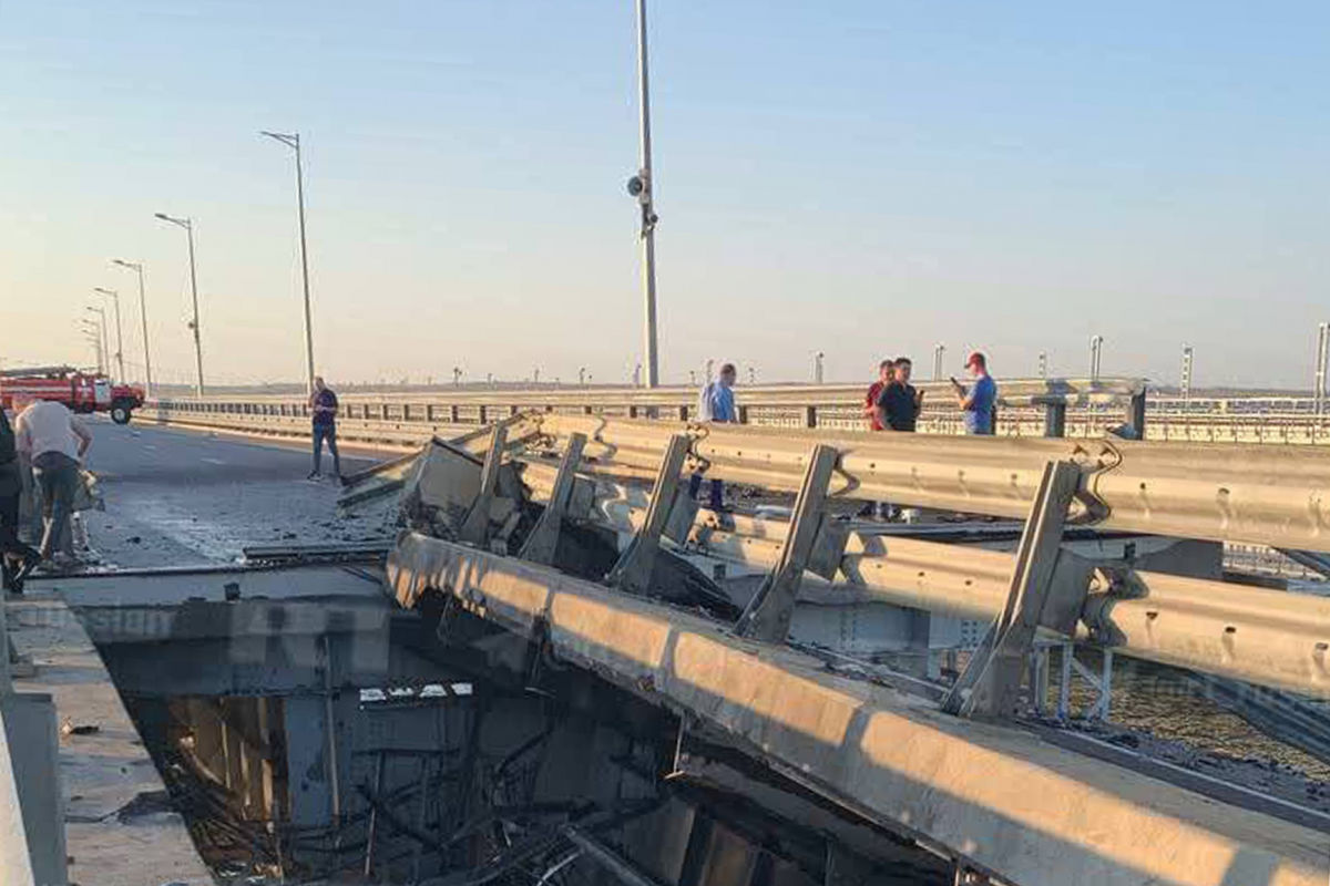 ​"Чтобы его там больше не было", – Плетенчук и Мусиенко отреагировали на статью The Sun о Крымском мосте