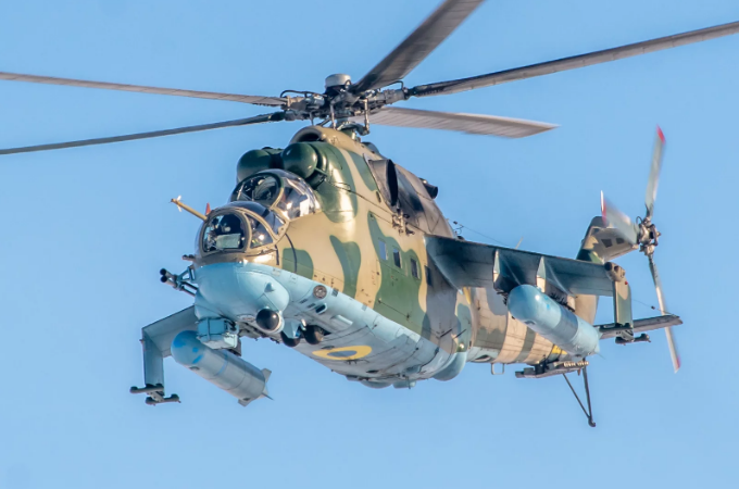 На Полтавщине ВСУ начали масштабные учения военных модернизированных вертолетов - впечатляющие фото