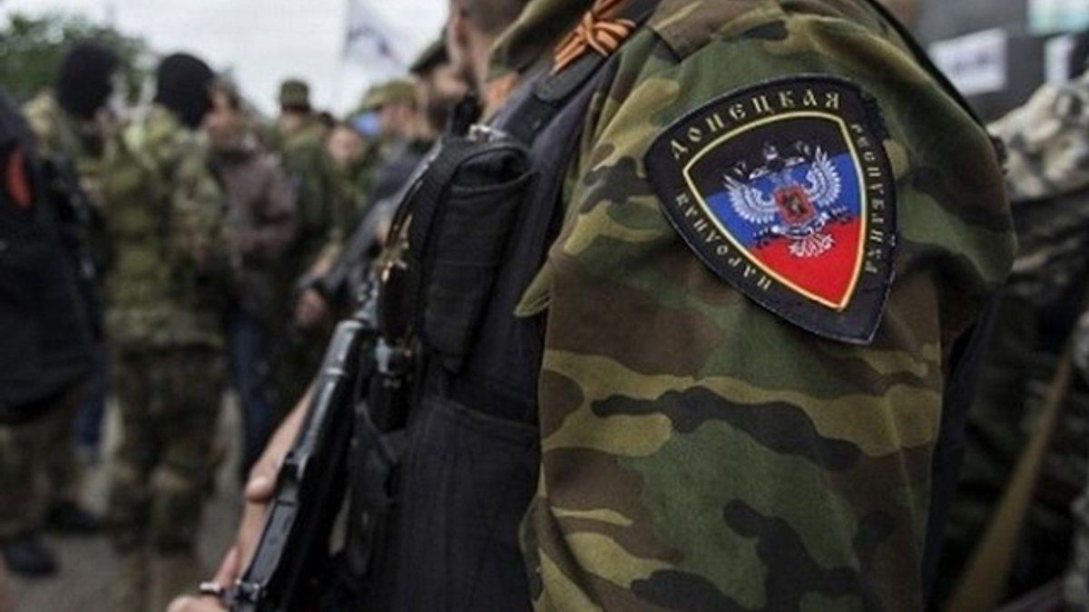 Боевики "ДНР" вымогали выкуп с семьи оккупанта РФ: "Долбанули и в подвале закрыли"