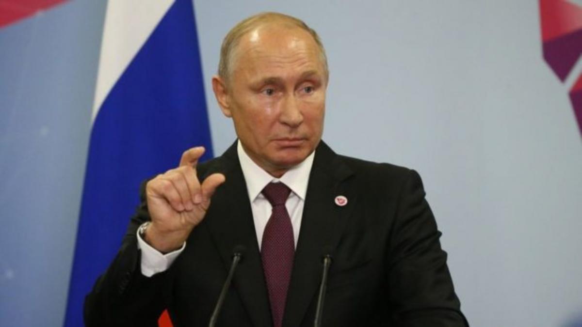 В ответ на неудобный вопрос Путин поступил неоднозначно: конфуз попал на видео