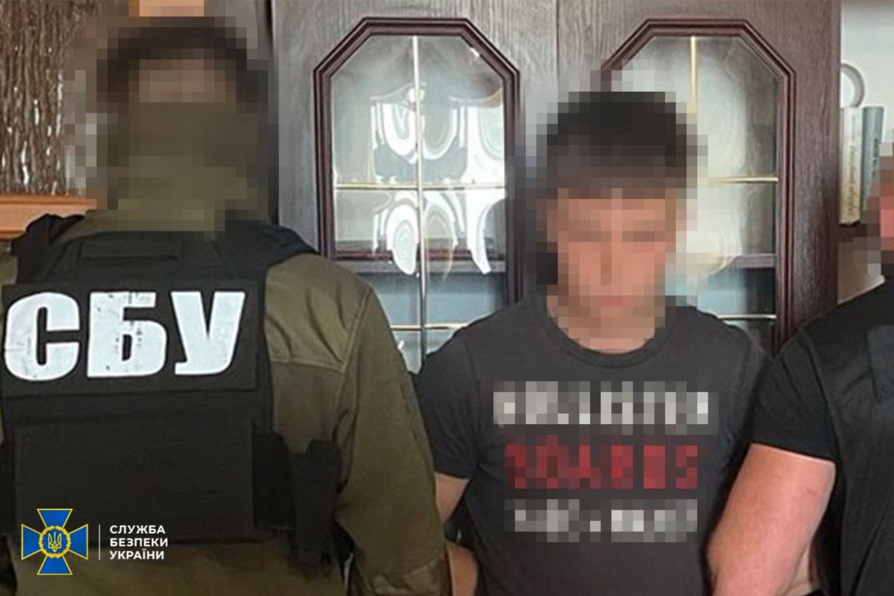 СБУ припинила діяльність навідника ФСБ у Черкасах: студент зливав РФ координати для повітряних атак