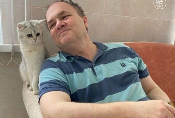 Стала известна судьба учителя Шрамкова из Белгорода, который повесил на столбе плакат "Путин – убийца"