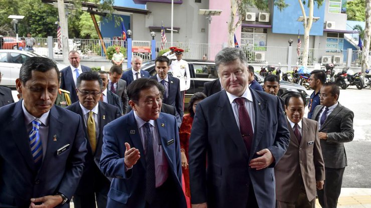 Порошенко анонсировал масштабную приватизацию в Украине ради малайзийских инвестиций