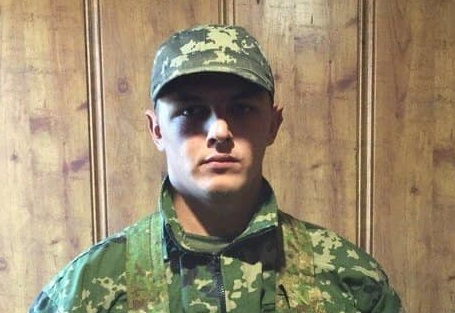 Еще один предатель Украины из Горловки поймал "ответку": офицер ВСУ показал кадры с уничтоженным наемником РФ