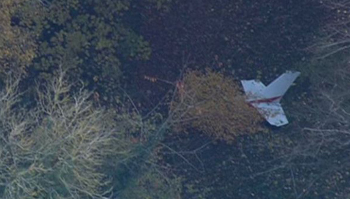 Авиакатастрофа в небе над Британией: самолет столкнулся с вертолетом, есть жертвы - кадры
