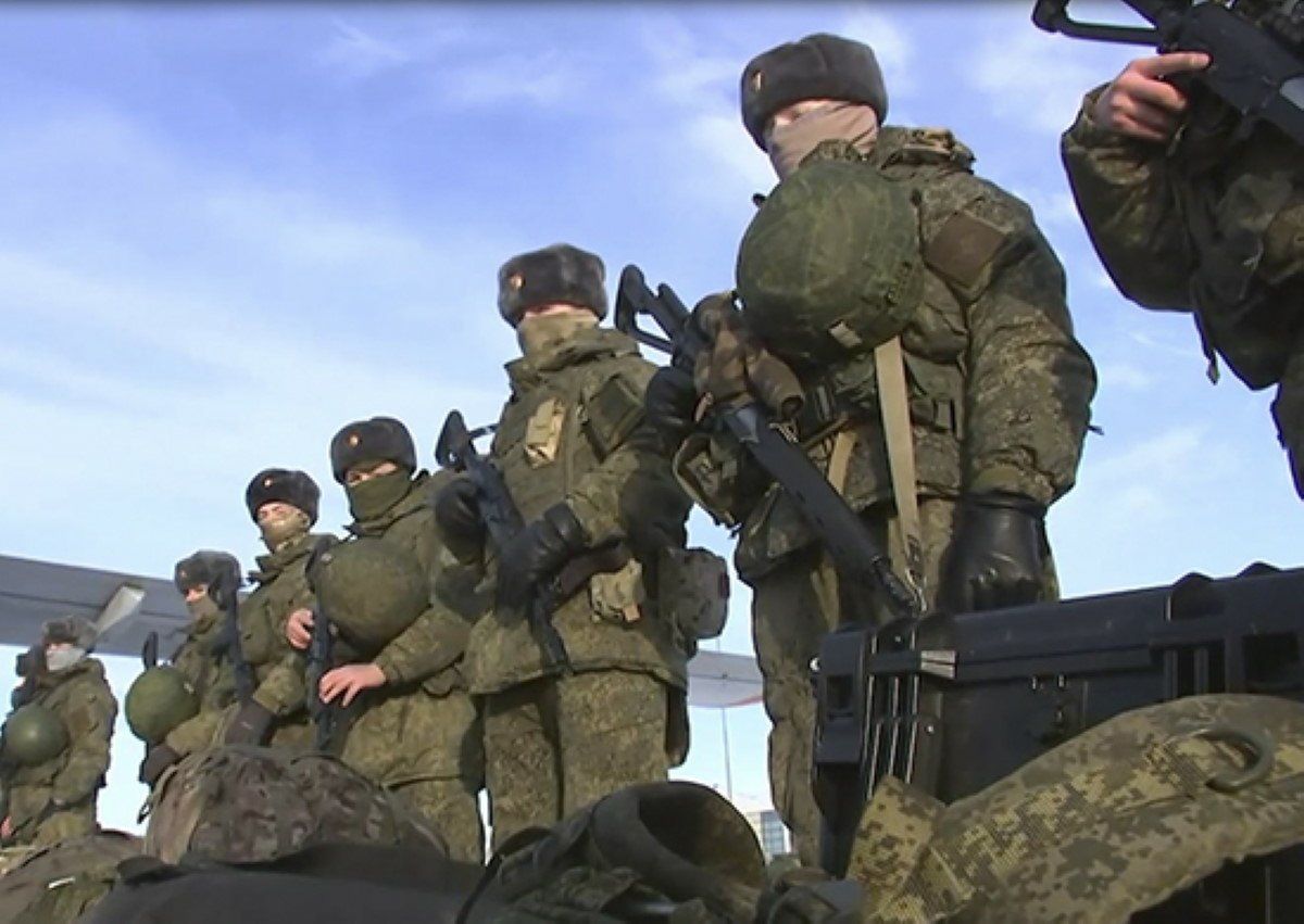 Кремль перекидає свої війська до Курської області: Машовець і ISW озвучили їхню кількість
