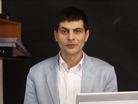 Из-за конфликта с начальством Анатолий Мележик, полтавский журналист местного “Громадське ТБ”, свел счеты с жизнью