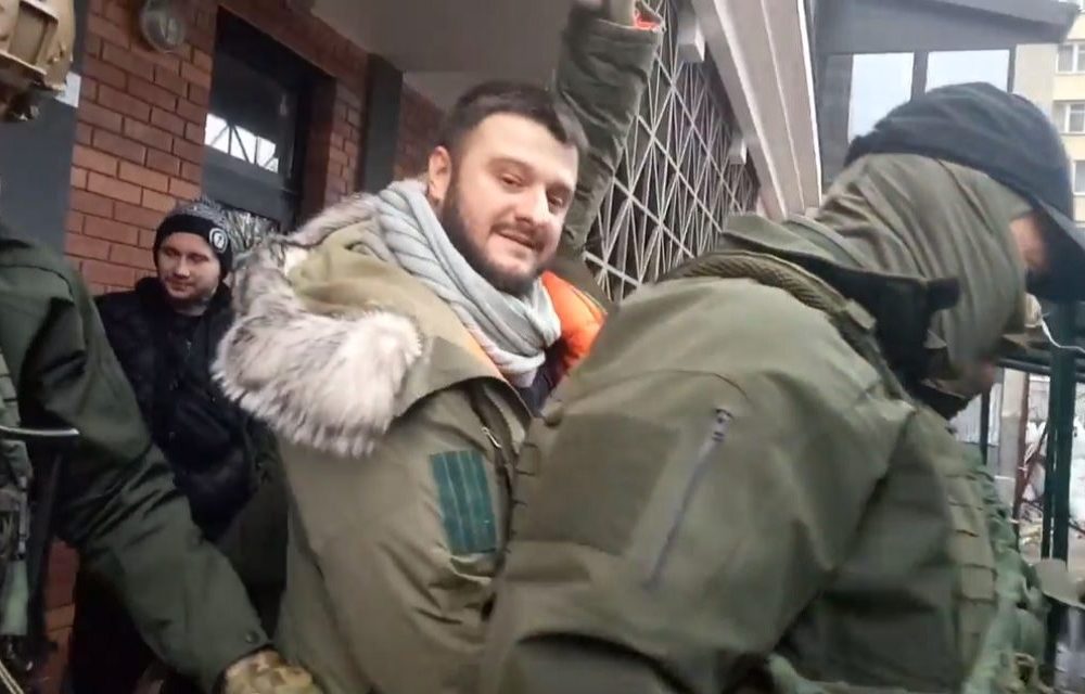 Дело рюкзаков: решением столичного суда повторно отменен арест имущества сына Авакова