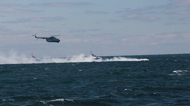 Россия срочно отправила в Азовское море боевые корабли: СМИ сообщили тревожную новость - кадры