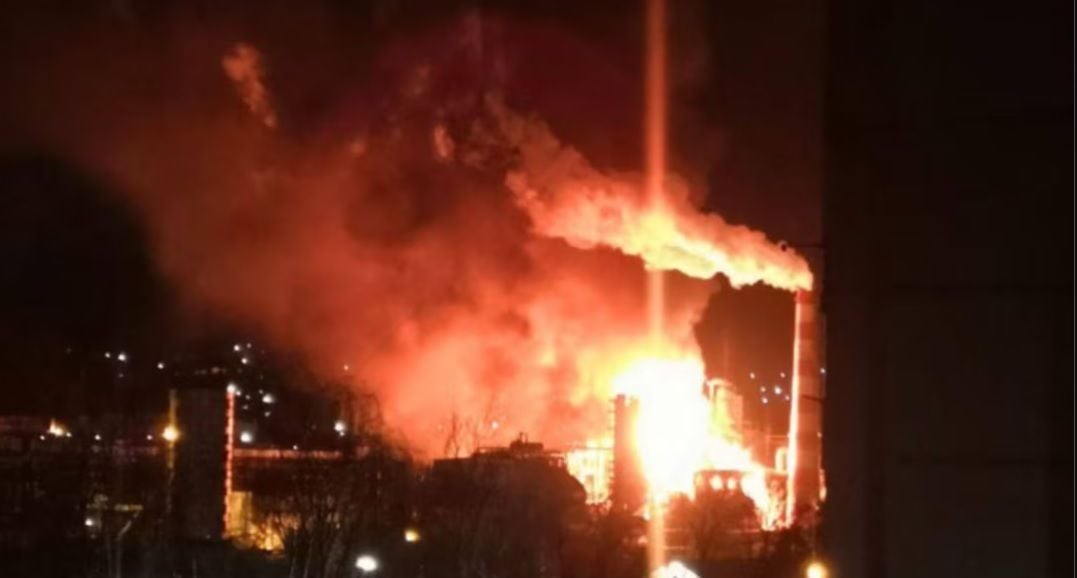 "В Туапсе ночью подгорело", – в ЦПД сообщили о повреждении судна в черноморском порту РФ