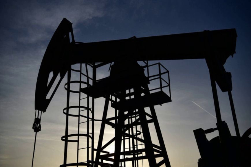 ​МВФ нанес удар по ценам на нефть и по России: стоимость "черного золота" резко рухнула