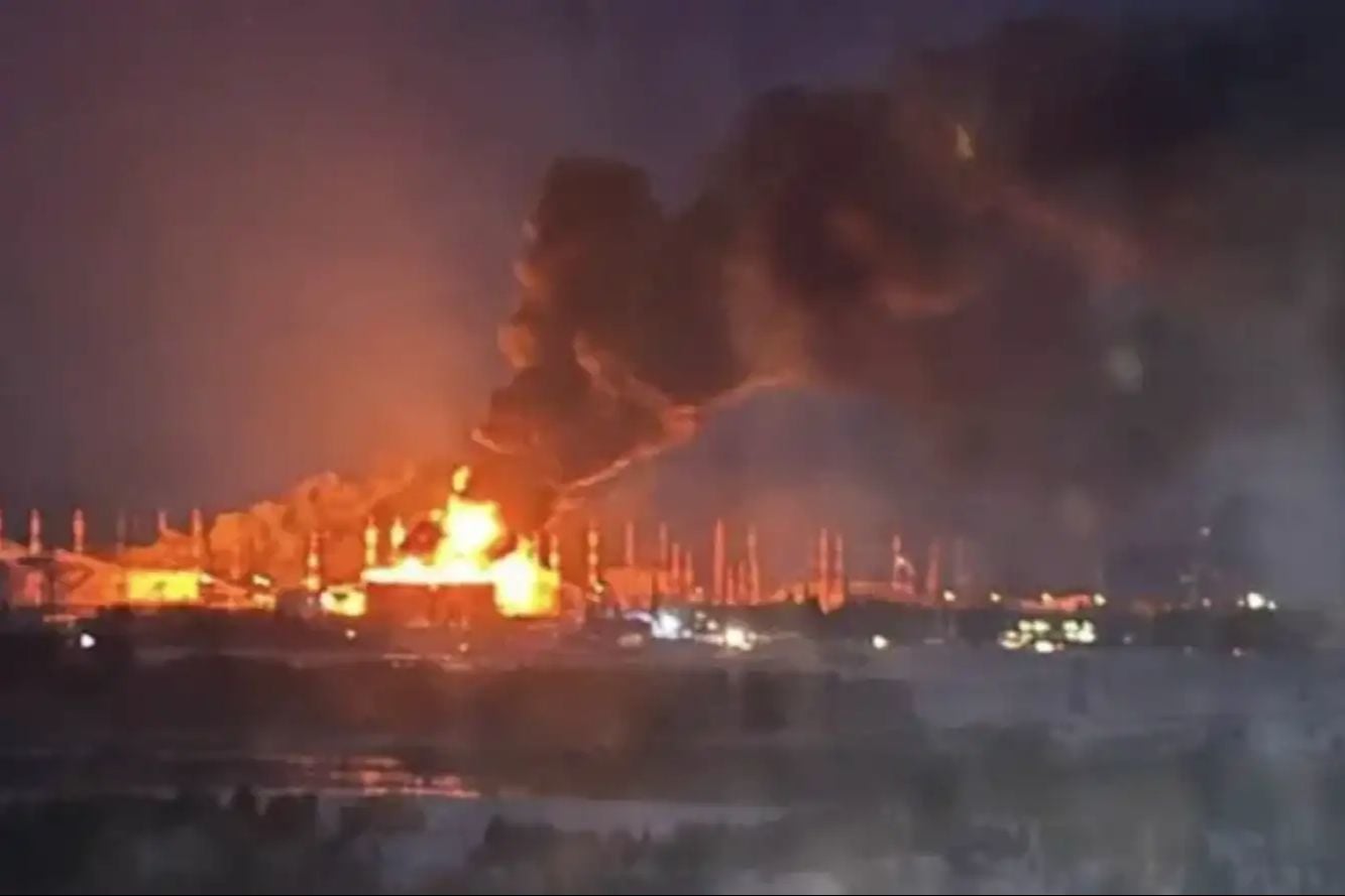 ​Дроны парализовали ключевой узел "Дружбы" в Татарстане, минус 250 тыс. баррелей - Reuters