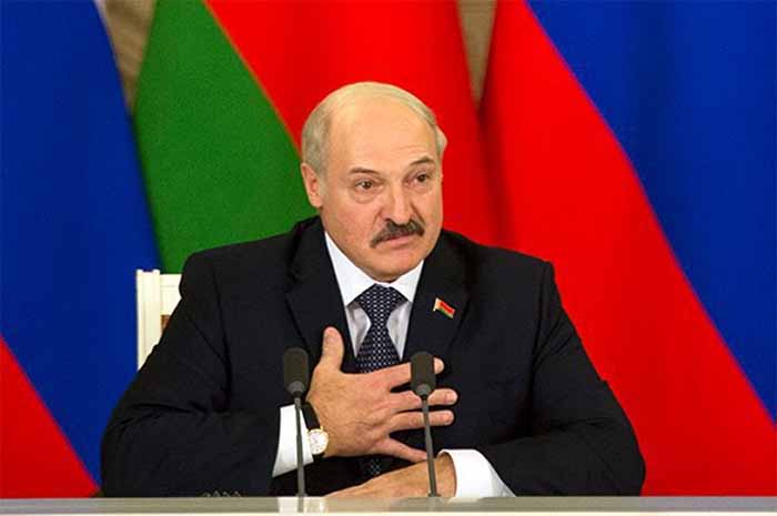​“Черная метка” для Лукашенко: Кремль хочет впихнуть “государство” Захарченко в союз РФ и Беларуси