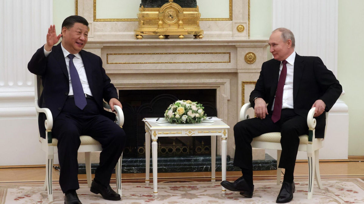 Валерий Соловей рассказал, в чем Путин четыре часа убеждал Си Цзиньпина во время встречи
