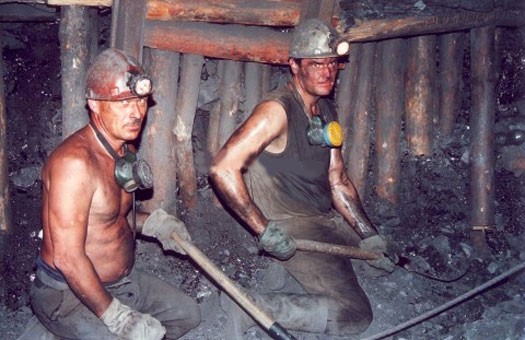 На горловских шахтах начали выдавать заработную плату за декабрь