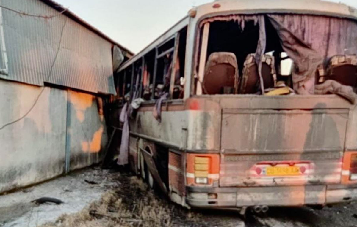 Оккупанты убили 15 человек на Днепропетровщине, ударив по автобусу с шахтерами 