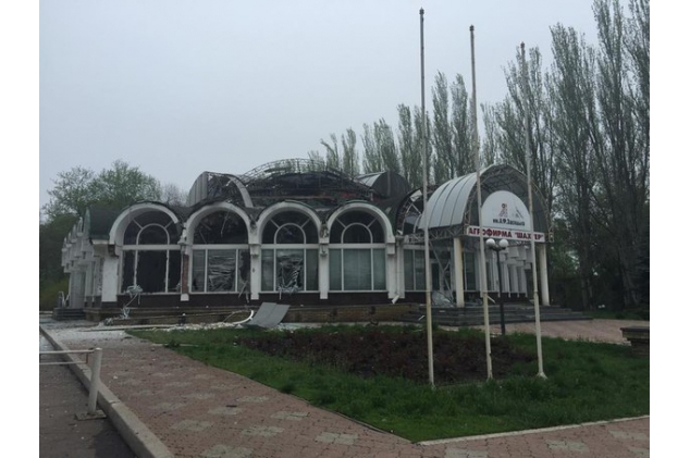 Фото разрушений в Донецке после обстрела 03.05