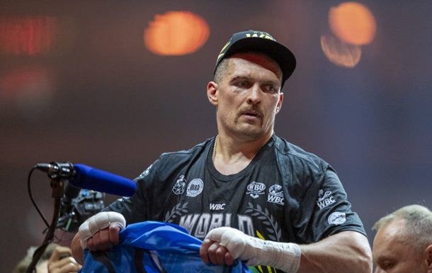Олександра Усика відсторонили від боксу, ліцензію призупинено: стала відома причина – BoxRec