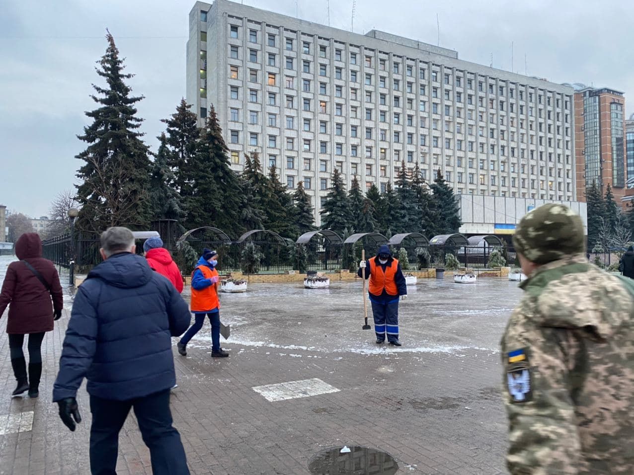 И снова непогода: синоптики и спасатели предупредили об опасности по Украине на 30 декабря